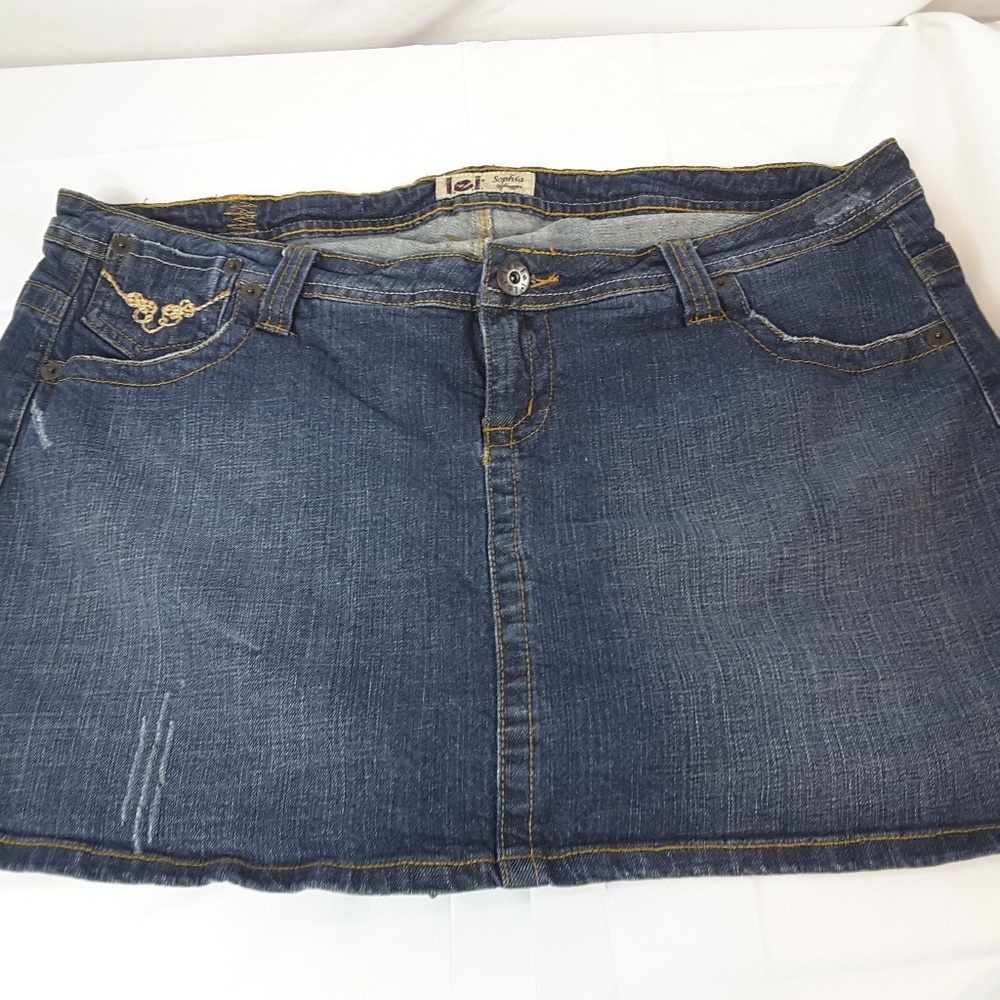 l.e.i Sophia hiphugger mini skirt
